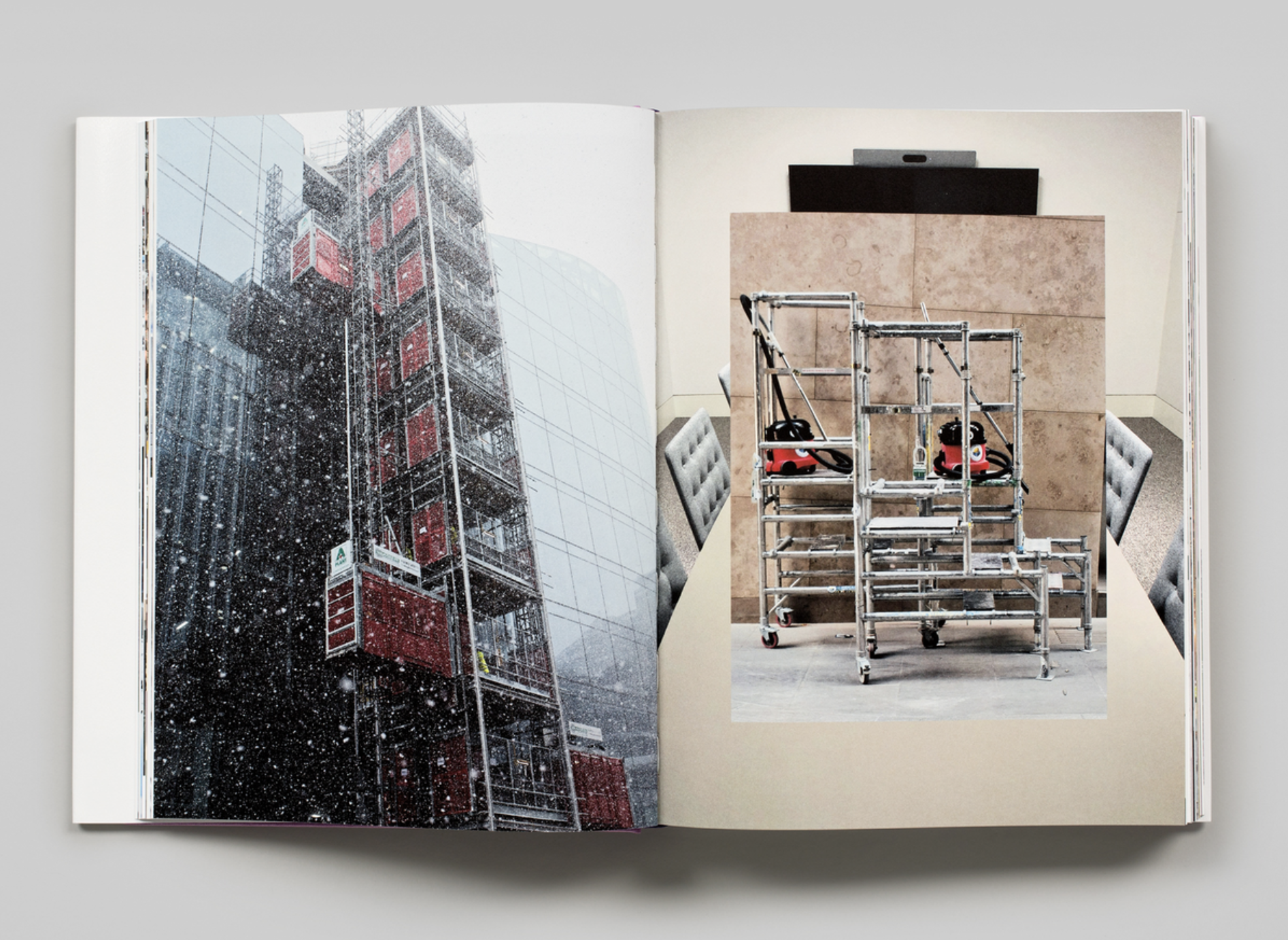 アート・デザイン・音楽 JUERGEN TELLER PLUMTREE COURT Juergen Teller: Plumtree Court | North East